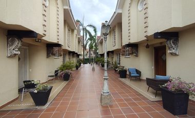 casa condominio en arriendo/venta en altos de riomar. Cod A106910