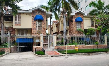 casa condominio en arriendo/venta en altos de riomar. Cod A106910