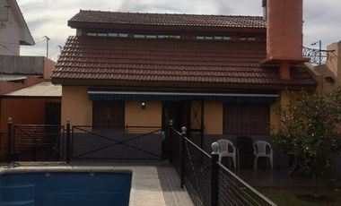 Casa en venta en Villa Dominico