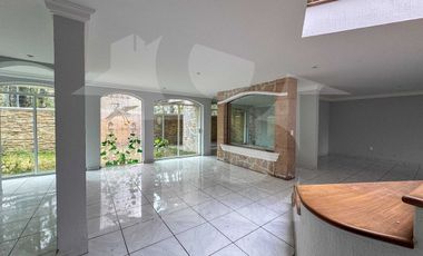 Casa en Venta en Virreyes Residencial Coto 2, Zapopan