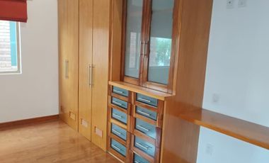 ***Casa en venta o la renta amueblada y sin amueblar  en Metepec