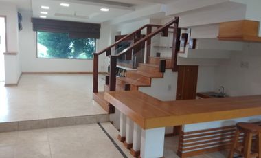 ***Casa en venta o la renta amueblada y sin amueblar  en Metepec