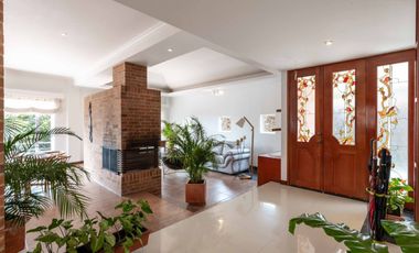 casa en arriendo/venta en vereda yerbabuena. Cod A8359