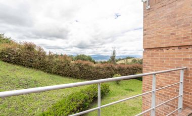 casa en arriendo/venta en vereda yerbabuena. Cod A8359