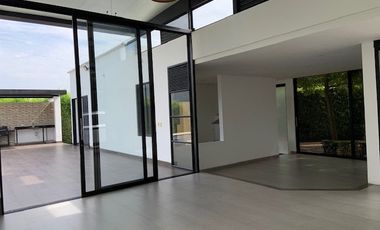 ESPECTACULAR CASA EN VENTA