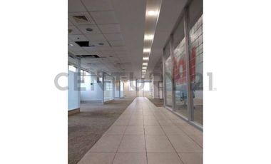 Arriendo excelente Oficina en Hendaya Las Condes