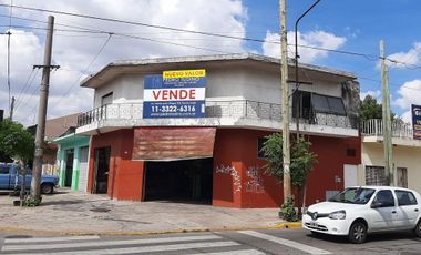 LOCAL, DPTO 3 AMB. Y CASA 3 AMB.