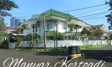 Rumah MANYAR KERTOADI Surabaya Dkt Kertajaya Klampis Tirtoyoso