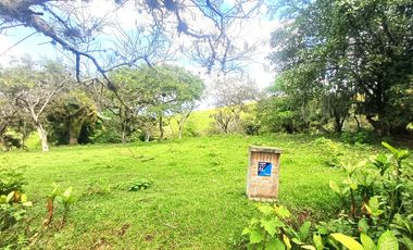 lote en venta en condominio campestre lagos de maracaibo. Cod V108346