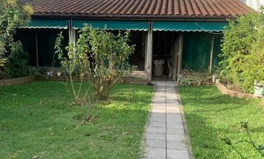 VENTA CASA 3AMB CON COCHERA PARQUE Y QUINCHO JOSE MARMOL