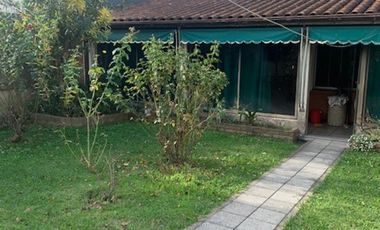 VENTA CASA 3AMB CON COCHERA PARQUE Y QUINCHO JOSE MARMOL