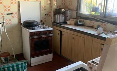 VENTA CASA 3AMB CON COCHERA PARQUE Y QUINCHO JOSE MARMOL