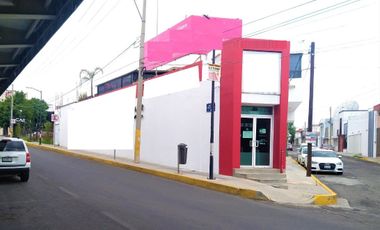 Local comercial en renta, en esquina, Zona Huexotitla, Dorada, Puebla