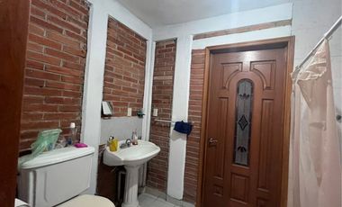 Casa en Venta en Avenida El Santuario colonia Don Gu en Celaya Gto.