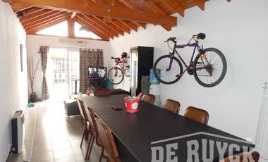 Duplex en venta en Quilmes Oeste