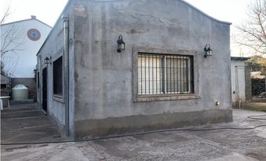 VENDE CASA EN LA PUNTILLA ZONA CORTIJO