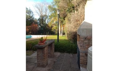 VENDE CASA EN LA PUNTILLA ZONA CORTIJO