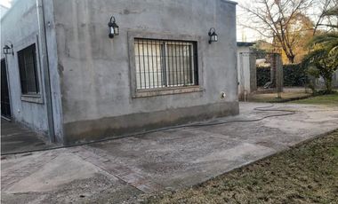 VENDE CASA EN LA PUNTILLA ZONA CORTIJO