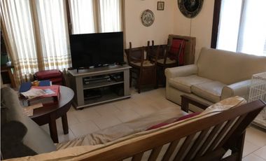 Chalet con pileta en Barrio privado La Armonia