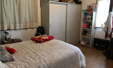 Chalet con pileta en Barrio privado La Armonia