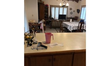 Chalet con pileta en Barrio privado La Armonia