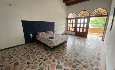 casa en venta en el jardin. Cod V61