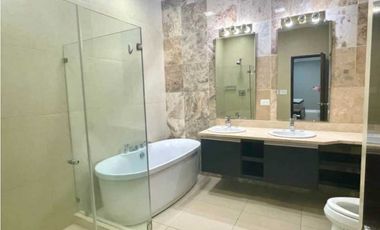 VENTA PH RIVAGE MODELO C- AMOBLADO.