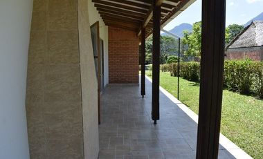 VENTA DE CABAÑA CHINACOTA