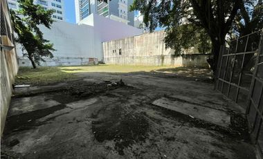 SE ALQUILA TERRENO EN VIA VENNETTO  IDEAL PARA FOODTRUCKS -I.G.