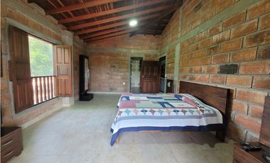 Finca en Damasco (Suroeste Antioqueño)