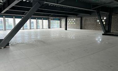 Local Comercial con Terraza 11 en Renta en WTC Juriquilla Querétaro