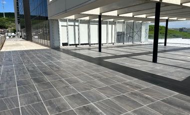 Local Comercial con Terraza 11 en Renta en WTC Juriquilla Querétaro