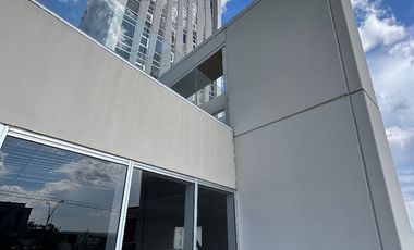 Local Comercial con Terraza 11 en Renta en WTC Juriquilla Querétaro