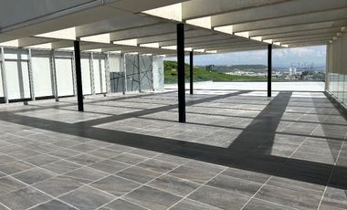 Local Comercial con Terraza 11 en Renta en WTC Juriquilla Querétaro