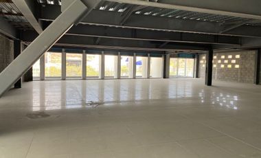 Local Comercial con Terraza 11 en Renta en WTC Juriquilla Querétaro