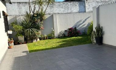 Casa en venta en Haedo Norte