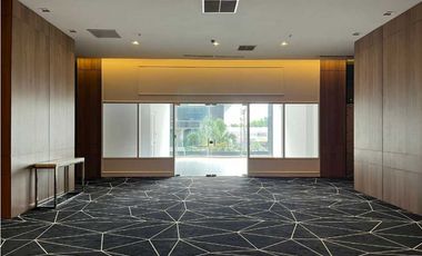VENTA LOCAL 60M2 EN OBARRIO, SORTIS BUSINESS TOWER IMPECABLE
