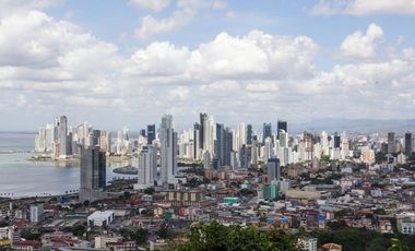 SE VENDE TERRENO POR EL PARQUE OMAR - 4257DA