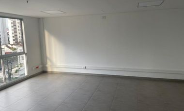 oficina en arriendo/venta en alamos. Cod V16184