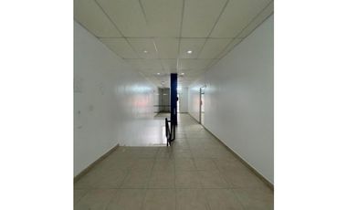 Se Alquila Local / Oficina en Los Pueblos 280mt2!!