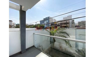 Moderno Y Lujoso Departamento En 1Er Piso En Surco