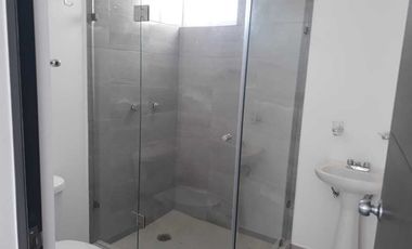 IDEAL PARA ROOMIES O FAM. PEQUEÑA , UBICACION PRIVILEGIADA PARA PARQUES INDUSTRIALES O UNIVERSIDADES 2REC 2 BAÑOS  2 AUTOS