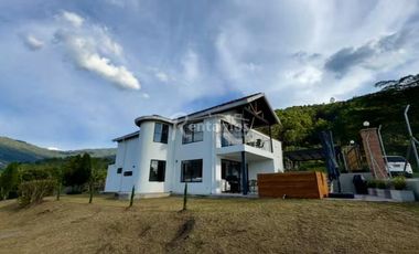 casa en arriendo en las antillas. Cod A776766