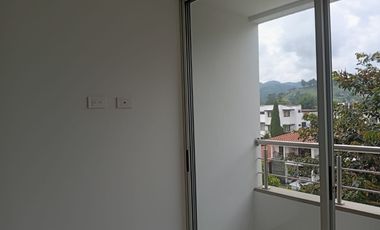 apartamento en arriendo en centro. Cod A62824