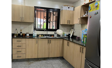 Venta de casa Duplex en Ph Versalles 1, Costa Sur