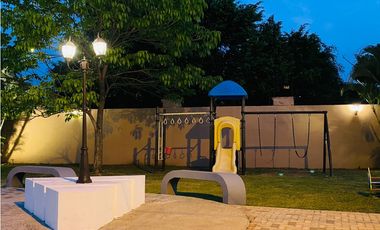 Venta de casa Duplex en Ph Versalles 1, Costa Sur