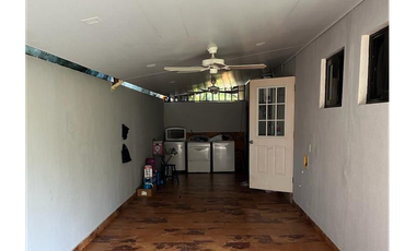 Venta de casa Duplex en Ph Versalles 1, Costa Sur