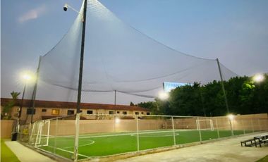 Venta de casa Duplex en Ph Versalles 1, Costa Sur