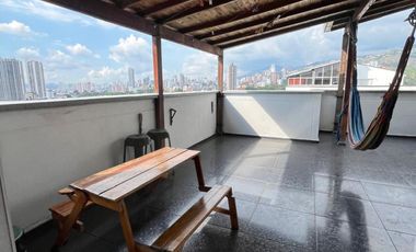 apartamento en arriendo en torres de monterrey. Cod A123708