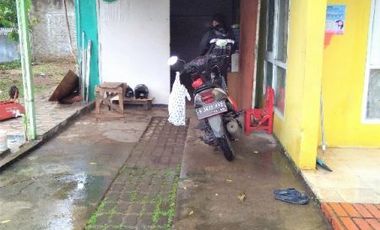 [003F5B] For Rent 120m2 4 Bedroom House - Cakung, East Jakarta
